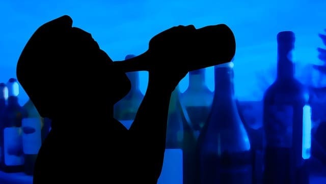 problems drugs alcohol therapist counseling 7 signs you may have a problem with drugs alcohol. Chicago Therapist 2nd Story Counseling
